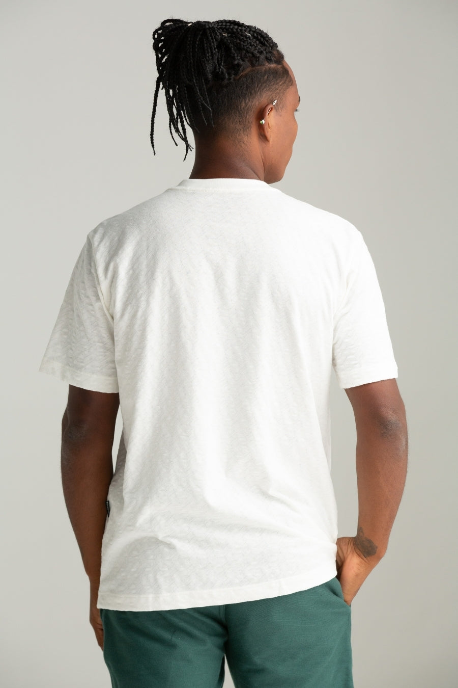 CAMISETA TRABALHADA OFF WHITE