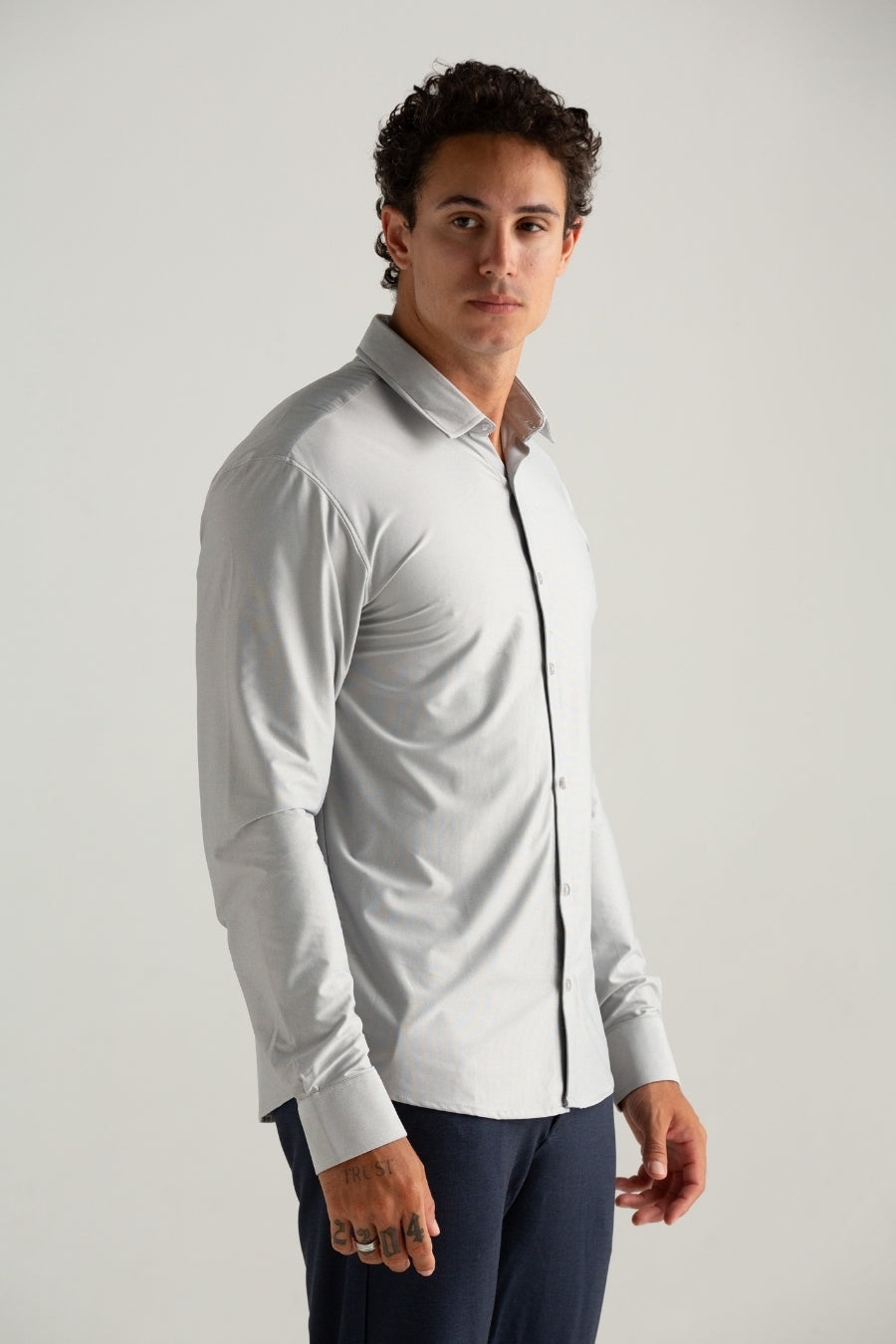 CAMISA MANGA LONGA TECH DOBBY CINZA