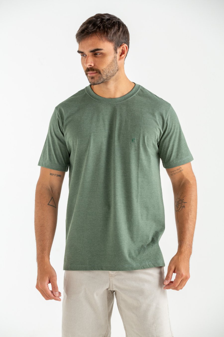 CAMISETA BASICA SLIM DENVER RECYCLE VERDE