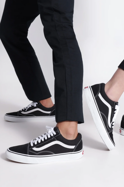 TENIS VANS OLD SKOOL BLACK/WHITE