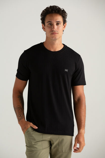 CAMISETA REGULAR TRICOT TEXTURA PRETO