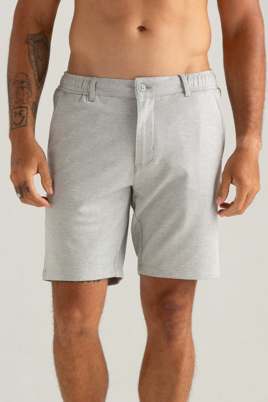 BERMUDA DE TECIDO TECH ELASTICO CINZA