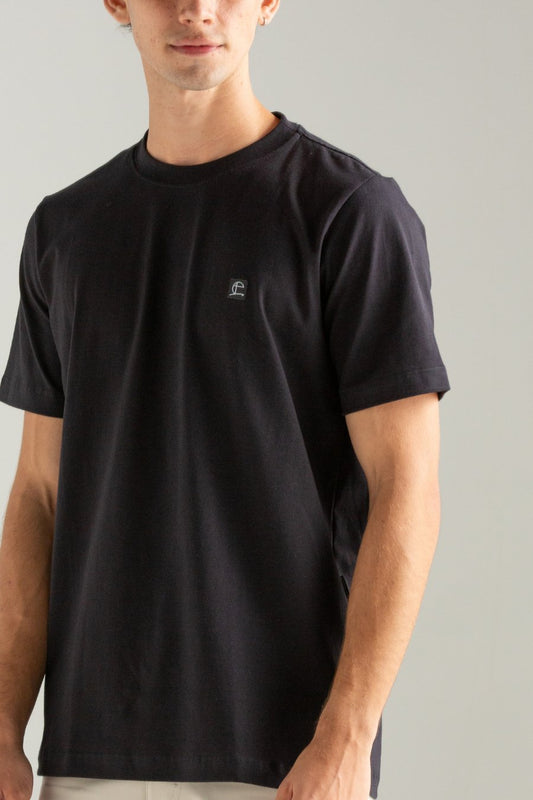 CAMISETA BASICA SLIM CONFORT PRETO