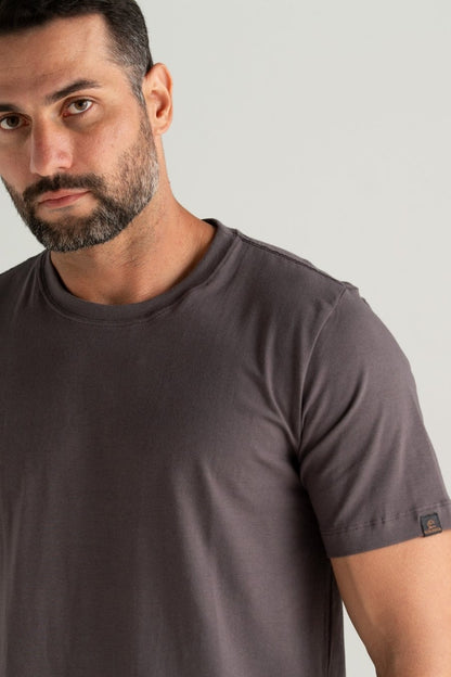 CAMISETA BASICA SLIM CONFORT CHUMBO