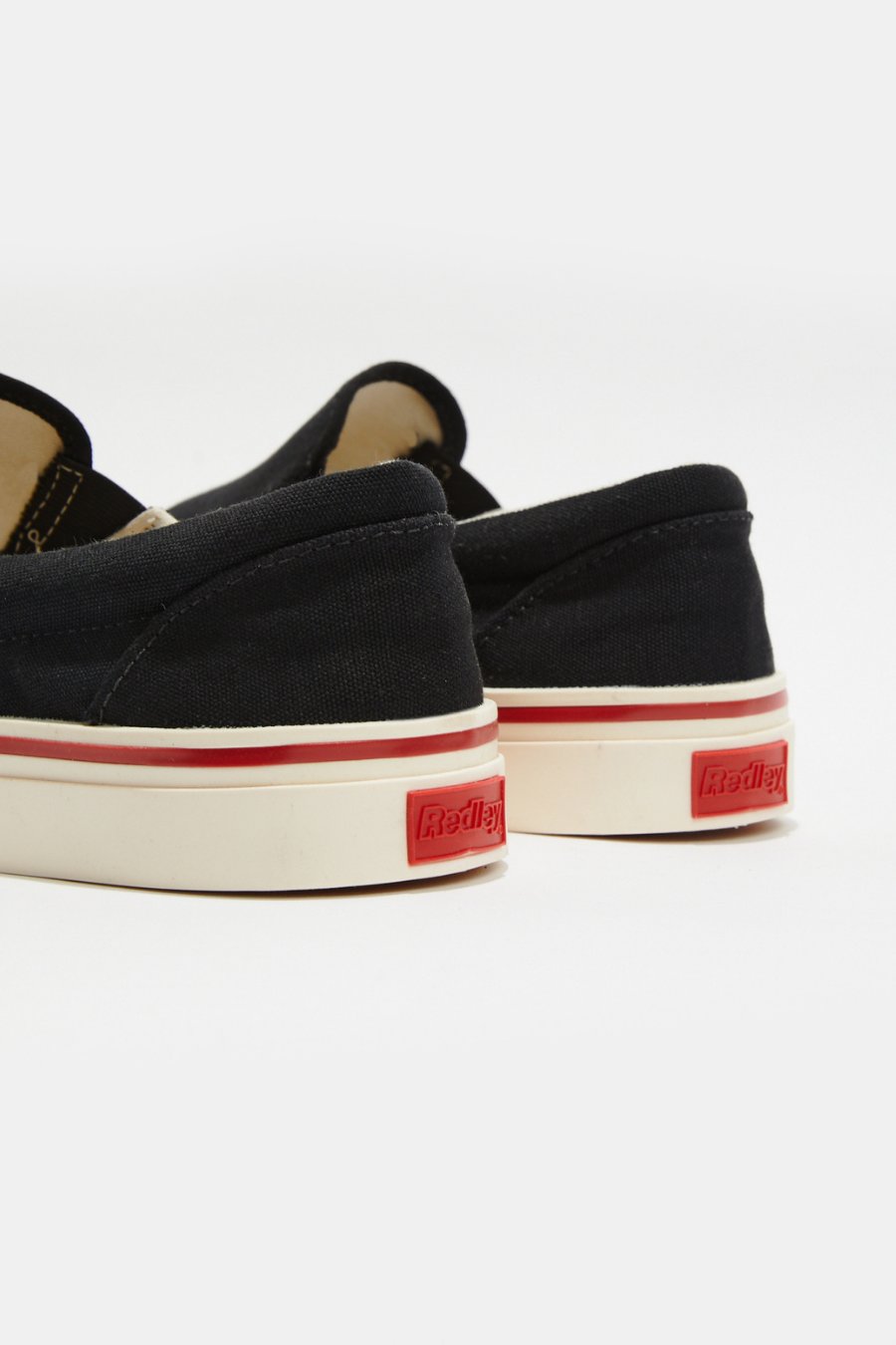 TENIS REDLEY ORIGINALS SLIP ON PRETO