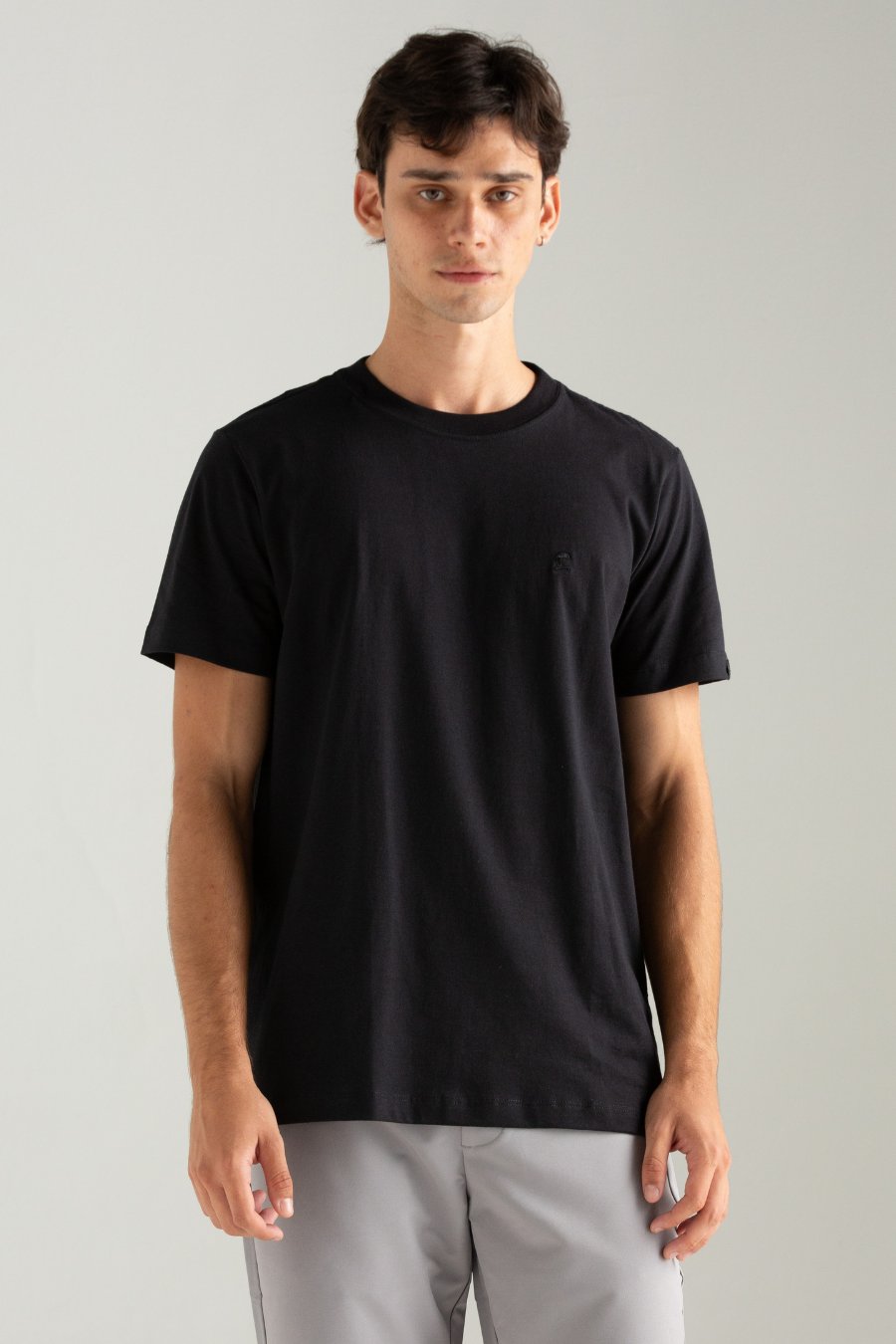 CAMISETA REGULAR FIT PRETO