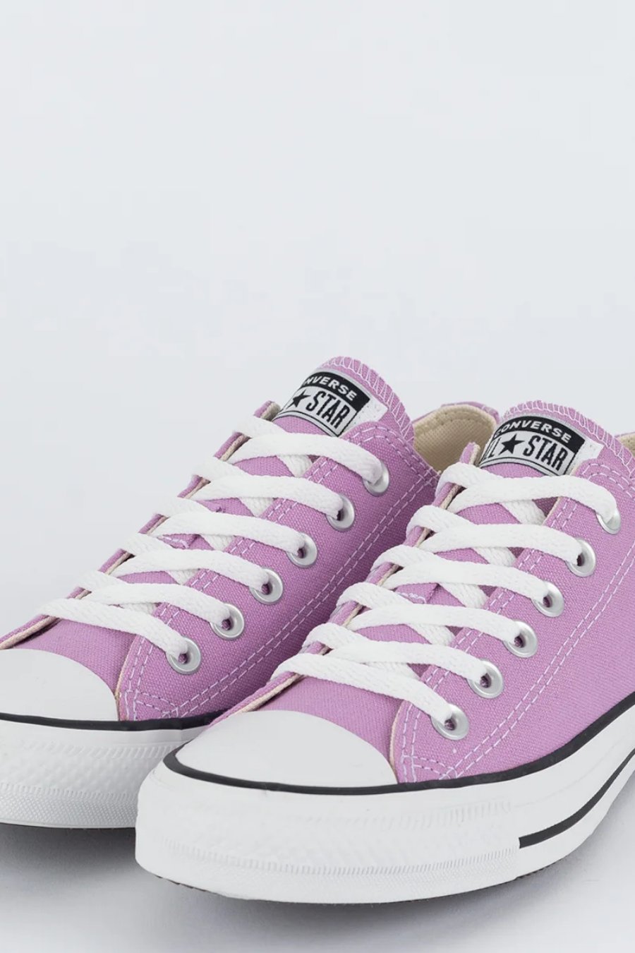 TÊNIS CONVERSE CHUCK TAYLOR ALL STAR OX SEASONAL UVA